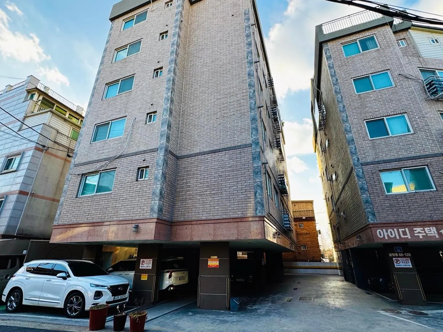 Апартаменты Gangseo House Сеул